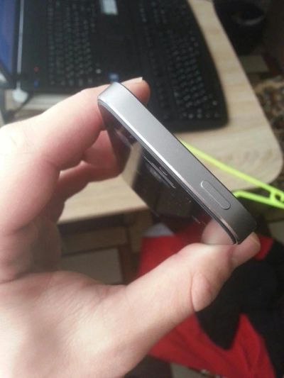 Лот: 11110038. Фото: 1. Айфон 5s iPhone 5S 16GB (Space... Смартфоны