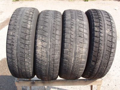 Лот: 7956742. Фото: 1. Шины Bridgestone Blizzak Revo... Шины