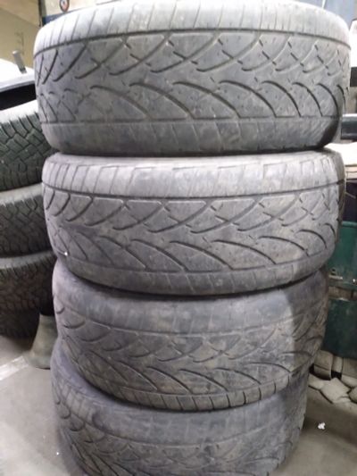 Лот: 19270104. Фото: 1. 4шт. 285-60-18 Bridgestone Dueler... Шины