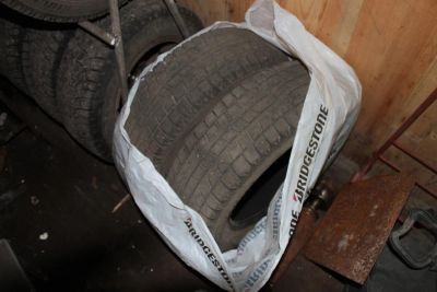 Лот: 3349236. Фото: 1. Hankook 195/65/R15 - 2 шт. - Зима. Шины