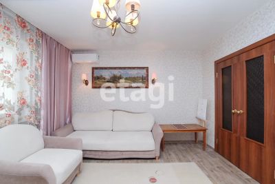 Лот: 23689959. Фото: 1. Продам 2-комн. кв. 53.1 кв.м... Квартиры, студии