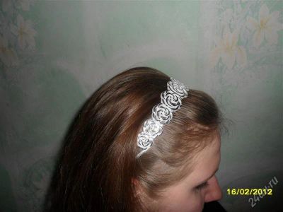 Лот: 1569024. Фото: 1. Ободочек белые розы, очень хорошо... Заколки, вееры, расчёски