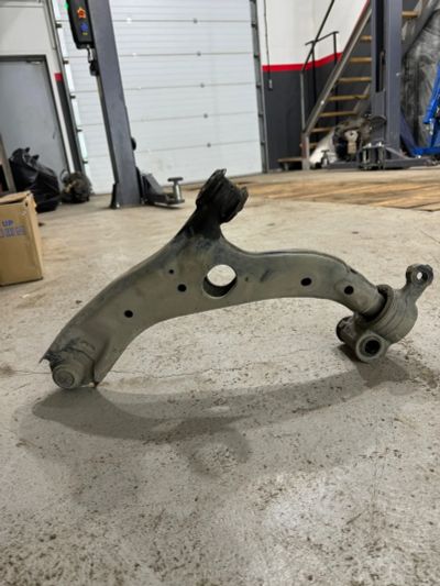 Лот: 25336003. Фото: 1. Рычаг подвески Mazda Axela 2013-2019... Ходовая, подвеска, рулевое управление