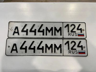 Лот: 18435303. Фото: 1. гос номер А 444 ММ124. Госномера