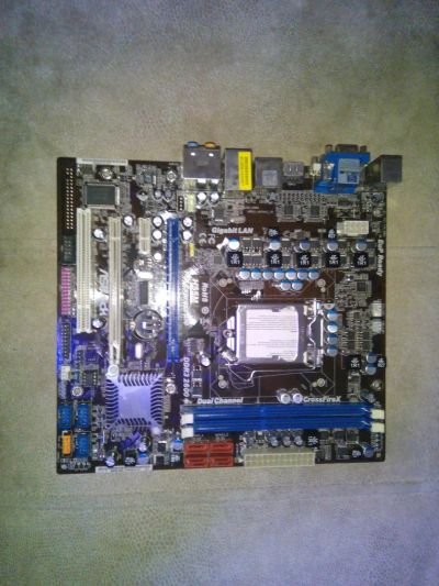 Лот: 8571628. Фото: 1. Asrock h55m. Материнские платы