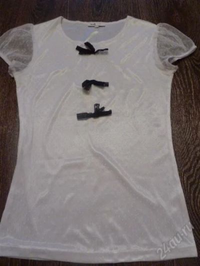 Лот: 1640906. Фото: 1. Кофточка с бантиками р. 42-44. Футболки, топы и майки