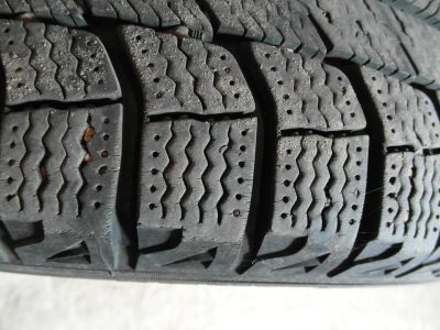 Лот: 16546811. Фото: 1. Шины зимние 205/60R16 Michelin. Шины