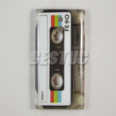 Лот: 3675526. Фото: 1. Чехол premium retro cassette tape... Чехлы, бамперы