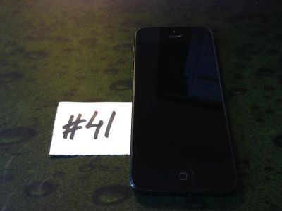 Лот: 4692182. Фото: 1. #41 Б/У iPhone 5 64GB черный состояние... Смартфоны