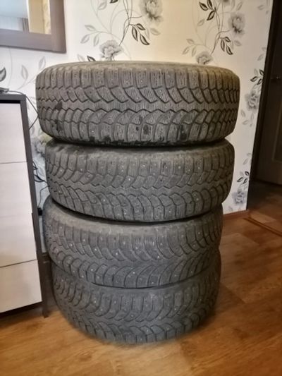 Лот: 19397682. Фото: 1. Bridgestone Blizzak Spike-01 225... Шины