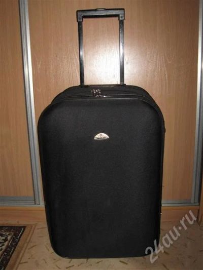 Лот: 616343. Фото: 1. Чемодан для путешествий. Другое (спортивные товары)