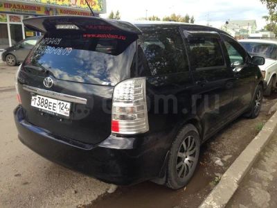 Лот: 6128774. Фото: 1. Машина Toyota Wish 2003г Возможен... Автомобили