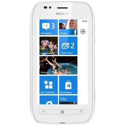 Лот: 1190049. Фото: 1. Nokia Lumia 710 белый с доками. Смартфоны