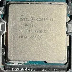 Лот: 25366062. Фото: 1. intel i5 9600k. Процессоры