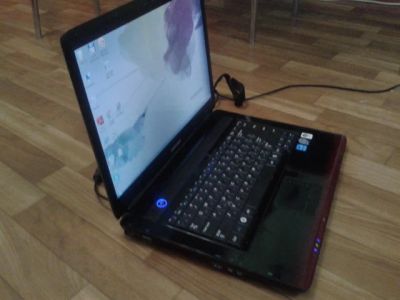 Лот: 9123620. Фото: 1. Ноутбук Samsung NP-R510. Ноутбуки