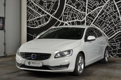 Лот: 19280730. Фото: 1. Volvo S60, II Рестайлинг 2.0 AT... Автомобили