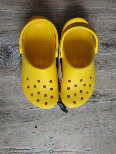 Лот: 19282430. Фото: 1. Сабо детские Crocs. р.30. Новые... Сандалии