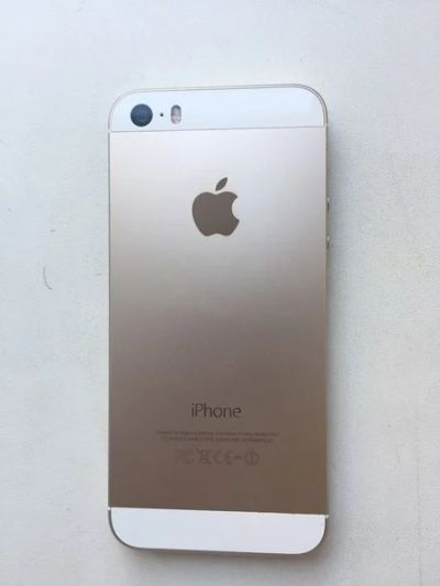 Лот: 6424847. Фото: 1. iphone 5s 16 gb gold продажа/обмен... Смартфоны