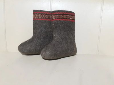 Лот: 15235235. Фото: 1. Валенки детские. Валенки, угги, унты