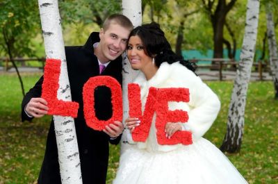 Лот: 9373979. Фото: 1. слово " LOVE " для свадебной фотосессии... Свадебная атрибутика и декор