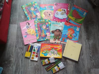 Лот: 14554713. Фото: 1. Набор канцтоваров для творчества. Школьная канцелярия