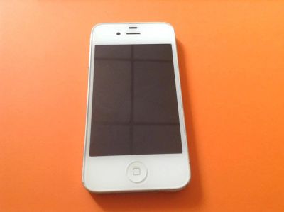 Лот: 4176938. Фото: 1. Apple iPhone 4 16Gb White РСТ... Смартфоны