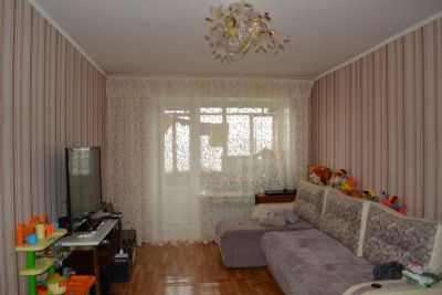 Лот: 4135886. Фото: 1. Продам 2х комн. квартира Сурикова... Квартиры, студии
