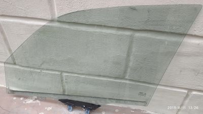 Лот: 14360841. Фото: 1. стекло передняя правая дверь Grand... Кузов