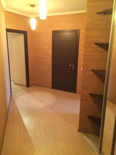 Лот: 9539947. Фото: 1. Продам 1 ком квартиру. Квартиры, студии