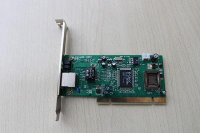 Лот: 7068726. Фото: 1. Сетевая плата PCI DLink DGE 528T. Сетевые карты