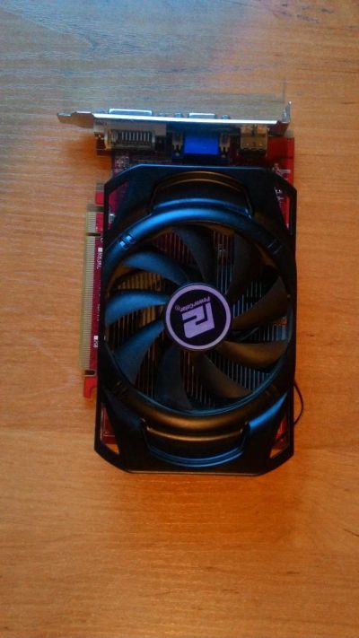 Лот: 9014803. Фото: 1. Видеокарта AMD (ATI) Radeon HD... Видеокарты