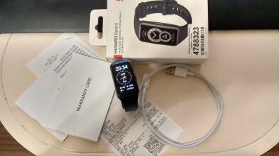 Лот: 20853780. Фото: 1. Фитнес-браслет Huawei Band-6. Смарт-часы, фитнес-браслеты, аксессуары