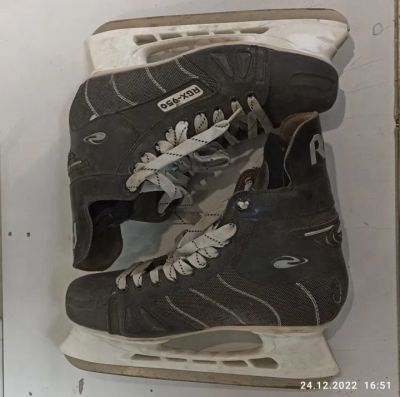 Лот: 19918555. Фото: 1. Продам коньки мало носили, долго... Коньки