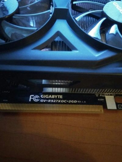 Лот: 11437552. Фото: 1. Видеокарта Radeon R9 270X Windforce... Видеокарты