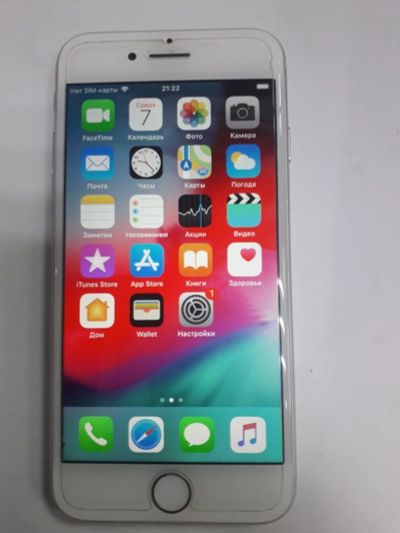 Лот: 14336671. Фото: 1. Iphone 7. Смартфоны