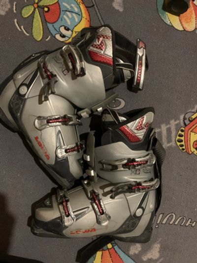 Лот: 19977208. Фото: 1. Горные лыжи с ботинками. Ботинки
