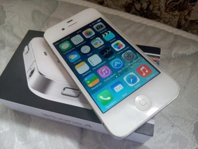 Лот: 7430507. Фото: 1. Apple iPhone 4 8Gb. Комплект. Смартфоны