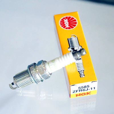 Лот: 24638711. Фото: 1. Свеча зажигания 5585 NGK ZFR6J-11. Запчасти для лодок, катеров, лодочных моторов