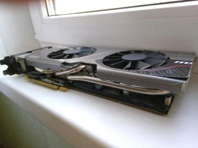 Лот: 14461231. Фото: 1. Видеокарта Radeon MSI 6970 256... Видеокарты