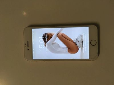 Лот: 12833437. Фото: 1. iPhone 6 64Gb. Смартфоны