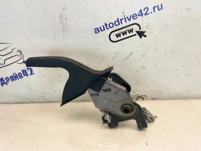 Лот: 23018059. Фото: 1. ручка ручника Hyundai IX35 LM. Другое (автозапчасти)