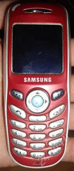 Лот: 706691. Фото: 1. Samsung SGH-X100. Кнопочные мобильные телефоны