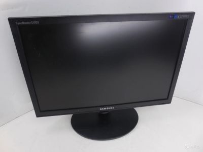 Лот: 11235560. Фото: 1. Монитор Samsung SyncMaster E1920NW. ЖК-мониторы