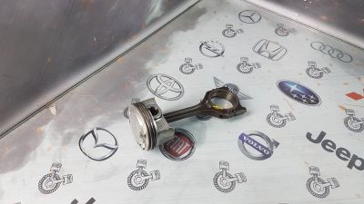 Лот: 23583998. Фото: 1. Шатун Mitsubishi RVR 4J10 1115A070. Двигатель и элементы двигателя