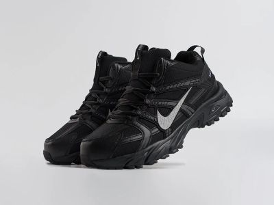Лот: 25740625. Фото: 1. Зимние кроссовки Nike V2K Run. Кеды, кроссовки, слипоны