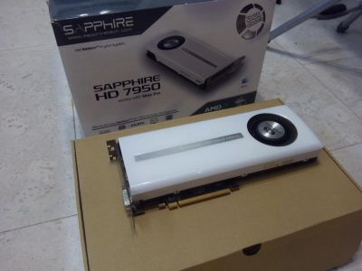 Лот: 10876536. Фото: 1. Sapphire Radeon HD 7950 Mac Edition. Видеокарты