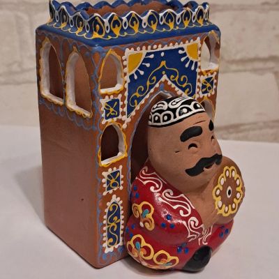 Лот: 23423891. Фото: 1. Карандашница Узбек Музыкант, красная... Шкатулки