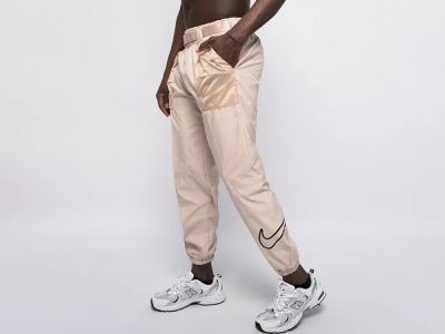 Лот: 20837654. Фото: 1. Брюки спортивные Nike. Брюки, джинсы, шорты