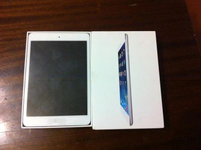 Лот: 3533643. Фото: 1. Новый Ipad mini белый 16Gb Wi-Fi... Планшеты