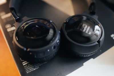 Лот: 14403081. Фото: 1. Наушники JBL 600BT беспроводные. Наушники, гарнитуры